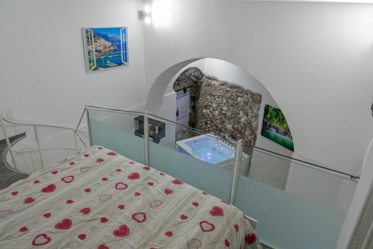Salerno Mare E Luci Deluxe Apartment Ngoại thất bức ảnh