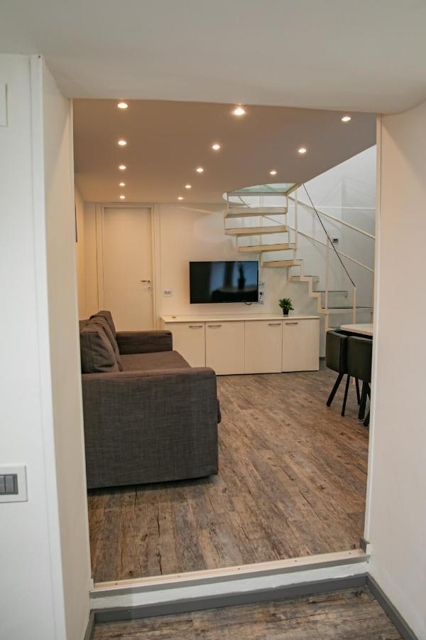 Salerno Mare E Luci Deluxe Apartment Ngoại thất bức ảnh