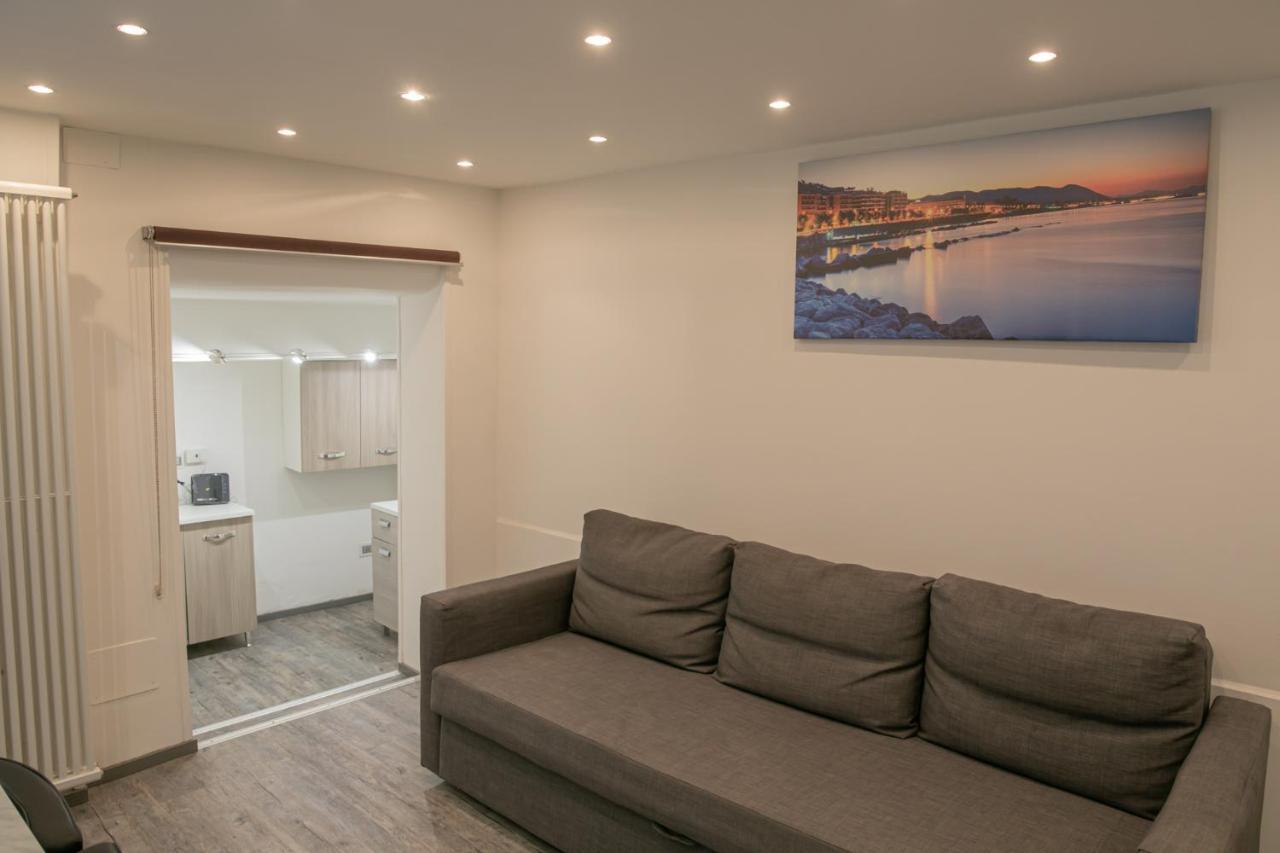 Salerno Mare E Luci Deluxe Apartment Ngoại thất bức ảnh