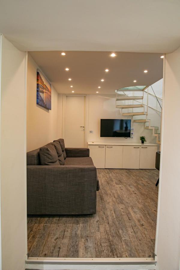 Salerno Mare E Luci Deluxe Apartment Ngoại thất bức ảnh