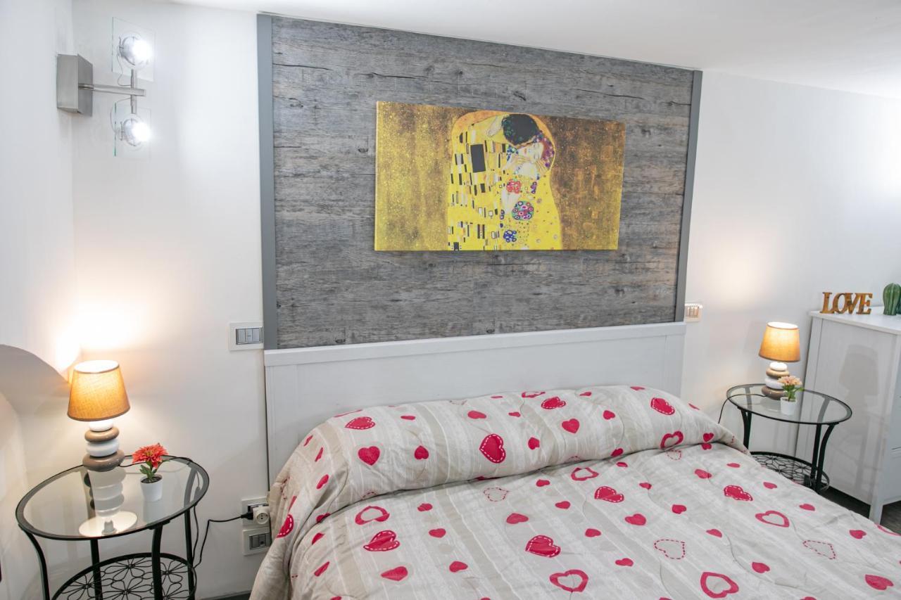 Salerno Mare E Luci Deluxe Apartment Ngoại thất bức ảnh