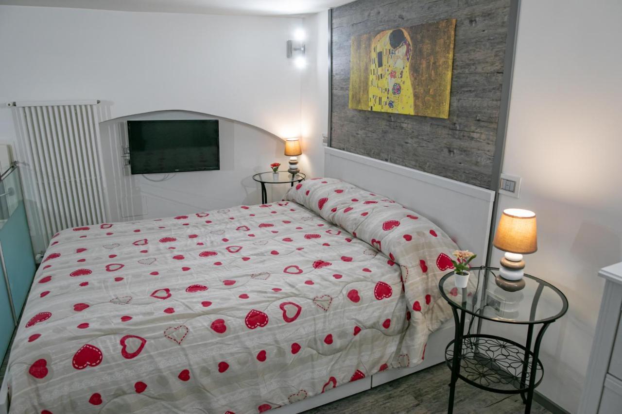 Salerno Mare E Luci Deluxe Apartment Ngoại thất bức ảnh