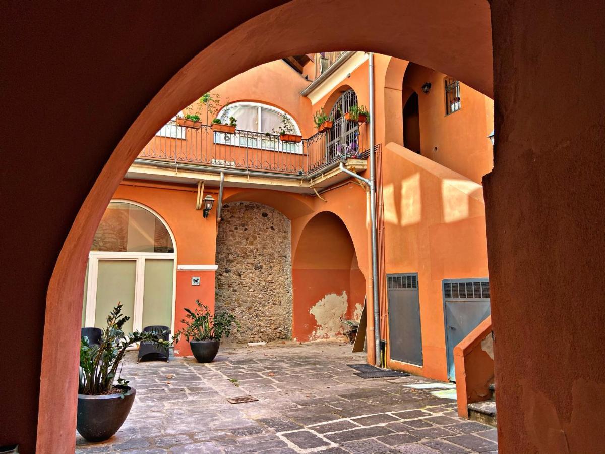 Salerno Mare E Luci Deluxe Apartment Ngoại thất bức ảnh