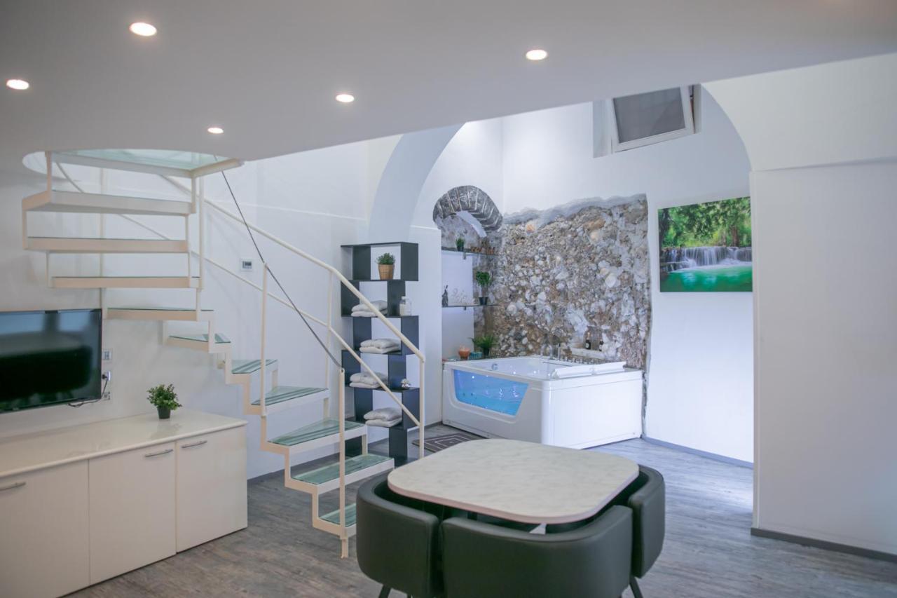 Salerno Mare E Luci Deluxe Apartment Ngoại thất bức ảnh